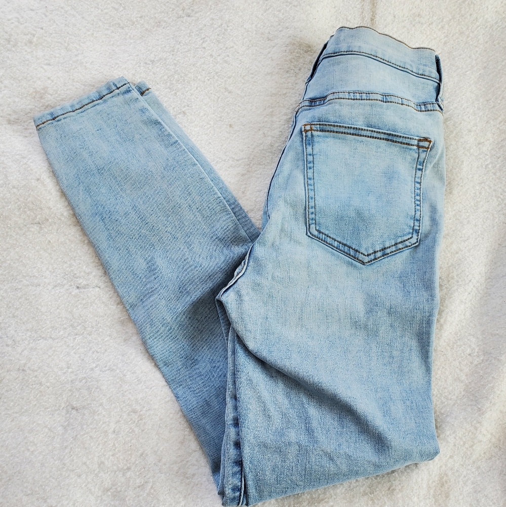 Celebrity Pink The Spice Distressed Button Fly Jeans, Sz 7/28